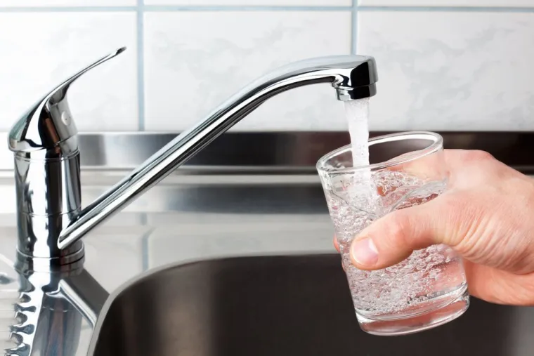 Raccordement tuyau eau potable, Arras, Les Ateliers Comble